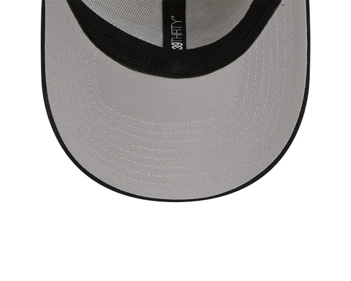 Atlanta Falcons New Era 2023 Historic Sideline 39THIRTY Flex Hat - Cream/Black