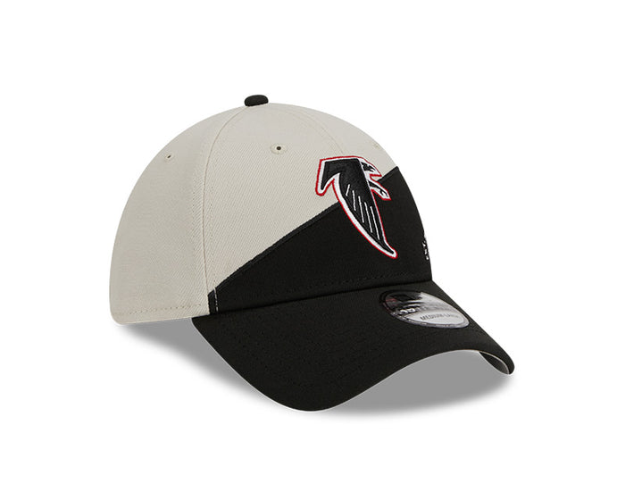 Atlanta Falcons New Era 2023 Historic Sideline 39THIRTY Flex Hat - Cream/Black