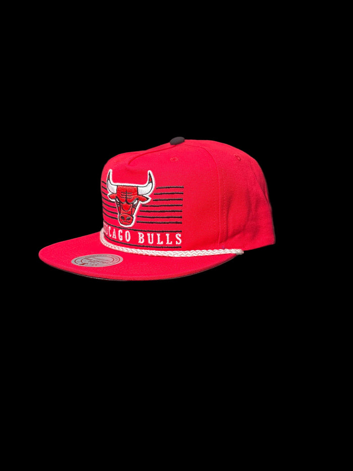 Chicago Bulls Mitchell & Ness Ascend Dusk Caddy Fit Snapback Hat - Red