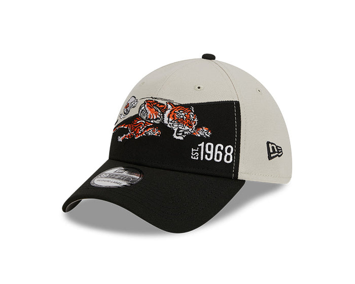 Cincinnati Bengals New Era 2023 Historic Sideline 39THIRTY Flex Hat - Cream/Black