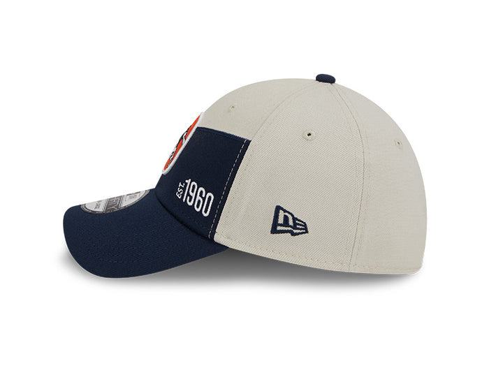 Denver Broncos New Era 2023 Historic Sideline 39THIRTY Flex Hat - Cream/Navy