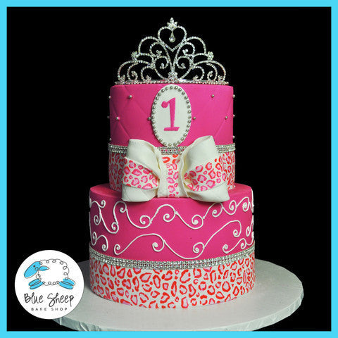 hand painted leopard cake decorating class nj fondant