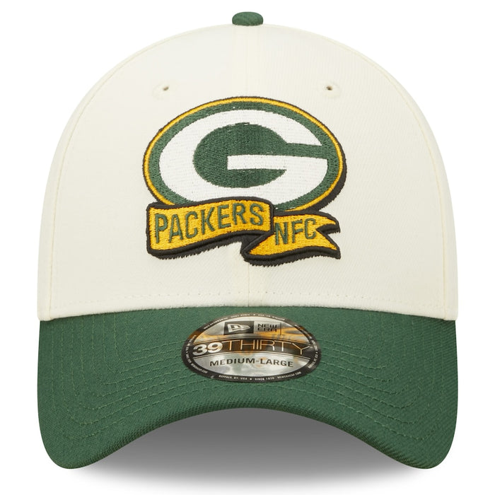 Green Bay Packers 2022 Sideline New Era Cream/Green- 39THIRTY 2-Tone Flex Hat
