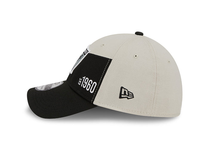Las Vegas Raiders New Era 2023 Historic Sideline 39THIRTY Flex Hat - Cream/Black