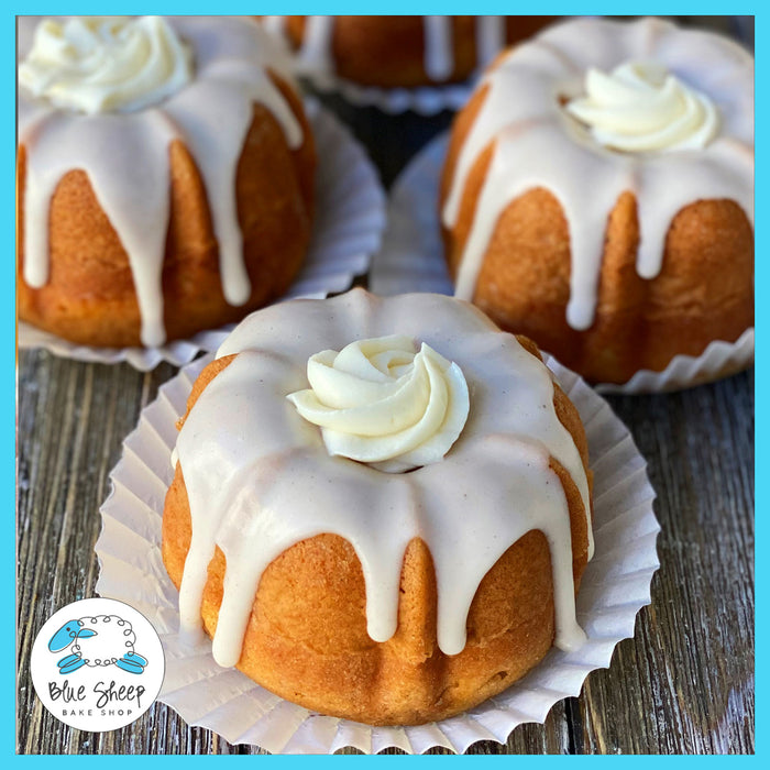 cinnamon roll bundt mini cakes