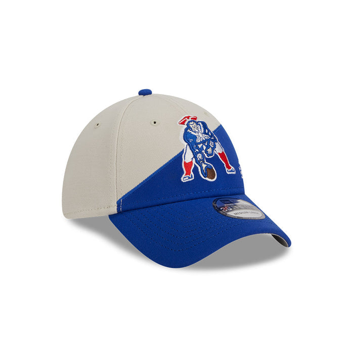 New England Patriots New Era 2023 Historic Sideline 39THIRTY Flex Hat - Cream/Royal