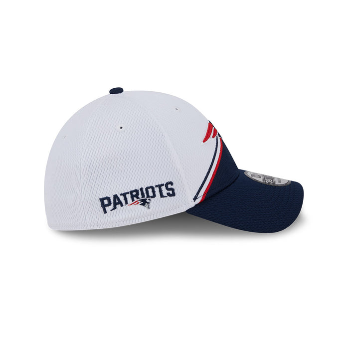 New England Patriots New Era 2023 Sideline 39THIRTY Flex Hat - White/Navy