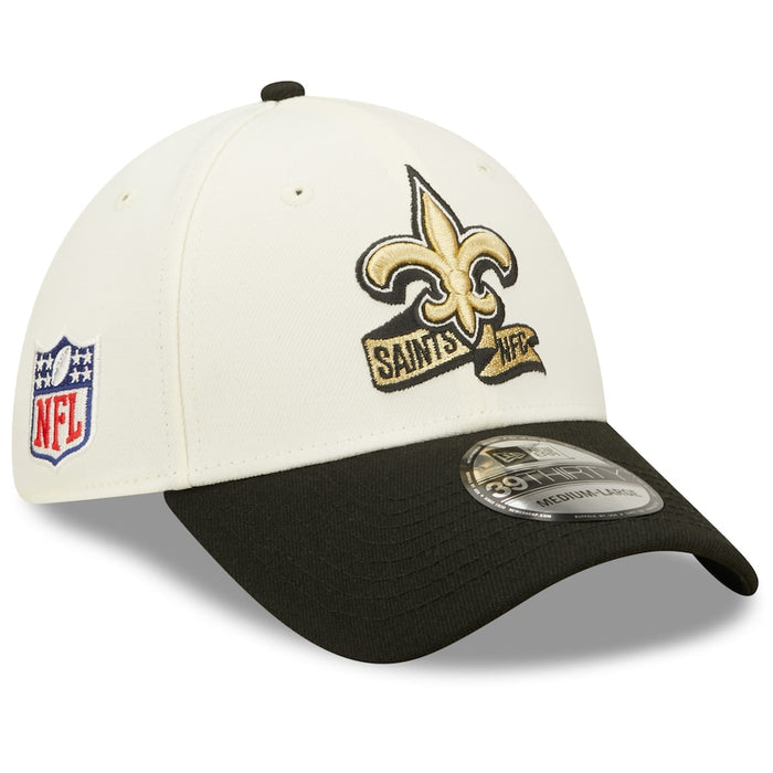 New Orleans Saints 2022 Sideline New Era Cream/Black - 39THIRTY 2-Tone Flex Hat