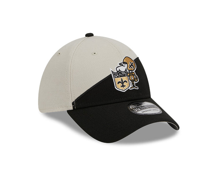 New Orleans Saints New Era 2023 Historic Sideline 39THIRTY Flex Hat - Cream/Black