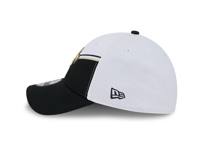 New Orleans Saints New Era 2023 Sideline 39THIRTY Flex Hat - White/Black