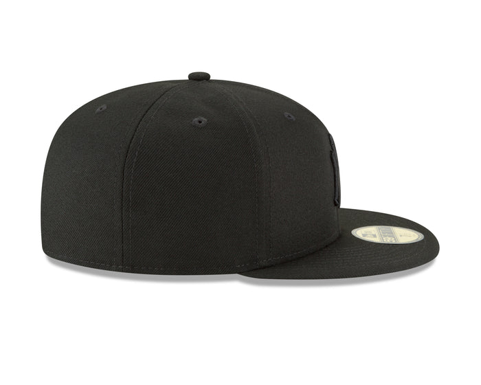 New York Yankees Black on Black 59fifty Fitted Hat