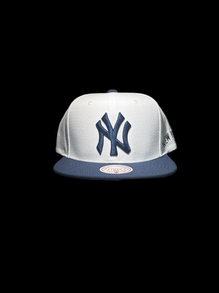 New York Yankees Mitchell & Ness Two-Tone Legendary Original Fit Snapback Hat - Navy/White