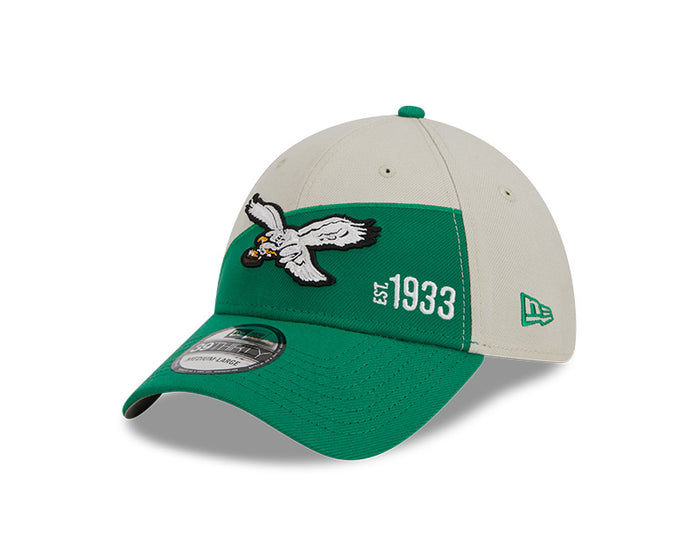 Philadelphia Eagles New Era 2023 Historic Sideline 39THIRTY Flex Hat - Cream/Green