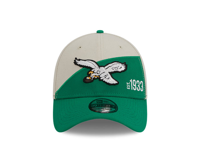 Philadelphia Eagles New Era 2023 Historic Sideline 39THIRTY Flex Hat - Cream/Green