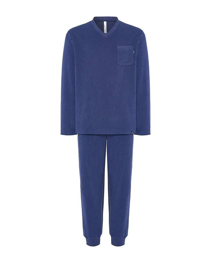 Pijama Lohe de hombre, cálido tejido, escote en pico, manga larga y pantalón largo con puños y bolsillos laterales.