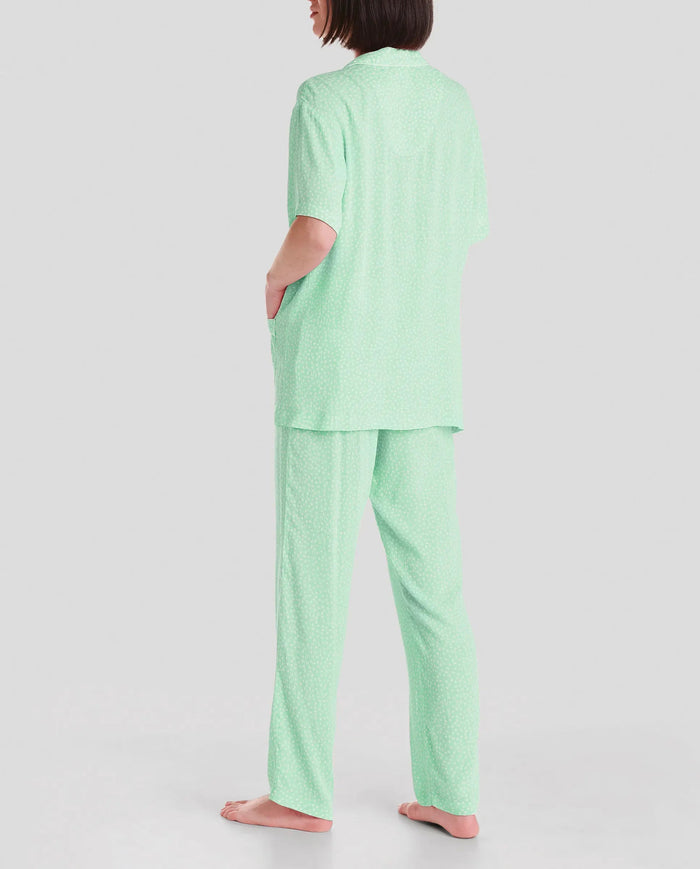 Pijama mujer largo de verano verde a topitos con bolsillos en viscosa