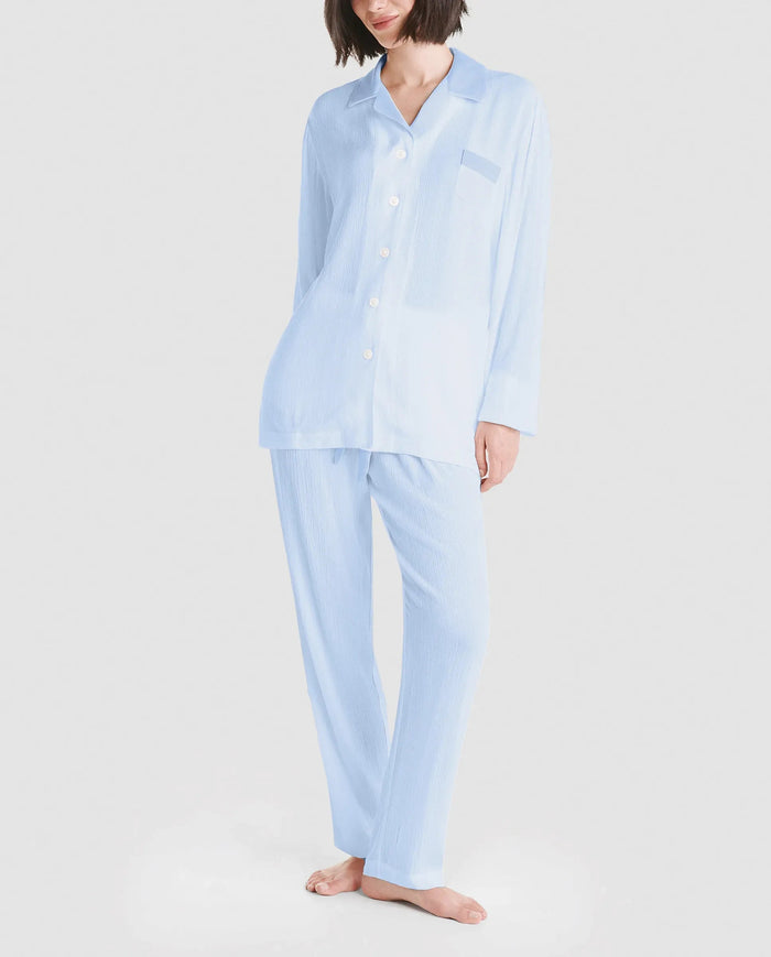 Pijama largo abierto de mujer de jacquard viscosa color azul de manga larga con bolsillos