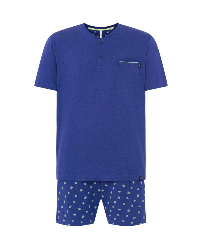 Pijama veraniego de punto para hombre azul de manga corta, cuello abotonado y pantalón corto de tortuguitas y bolsillos