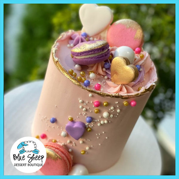 pink amor cake
