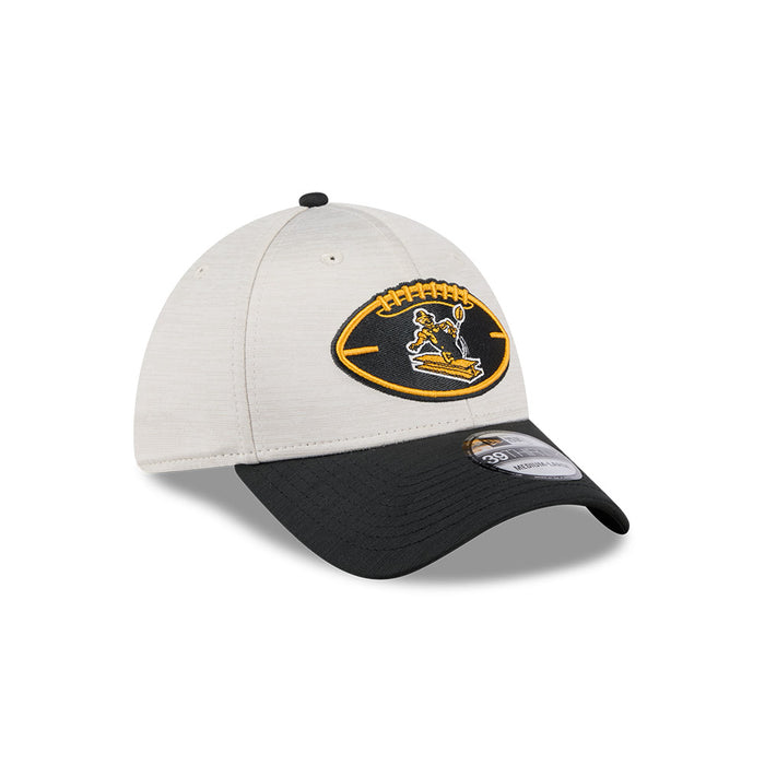 Pittsburgh Steelers New Era 2024 Sideline Historic 39THIRTY Flex Hat - Stone / Black