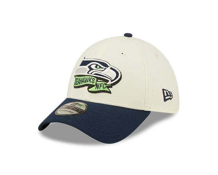 Seattle Seahawks 2022 Sideline New Era Cream/Navy - 39THIRTY 2-Tone Flex Hat