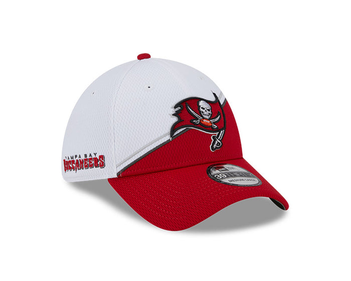 Tampa Bay Buccaneers New Era 2023 Sideline 39THIRTY Flex Hat - White/Red