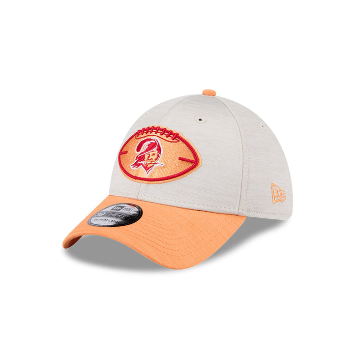 Tampa Bay Buccaneers New Era 2024 Sideline Historic 39THIRTY Flex Hat - Stone/ Orange