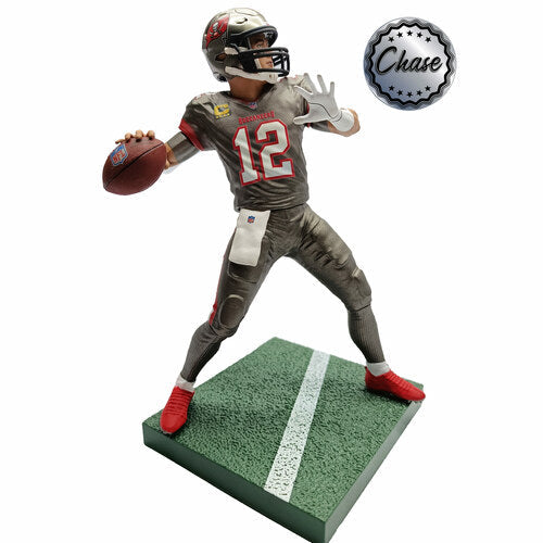 Tom Brady #12 Tampa Bay Buccaneers NFL Series 1 CHASE Import Dragon 6" Figure