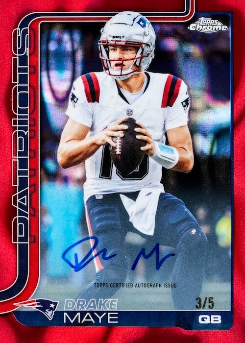 Topps Chrome 2025 NFL Football Trading Cards Pack (4 Cards)
